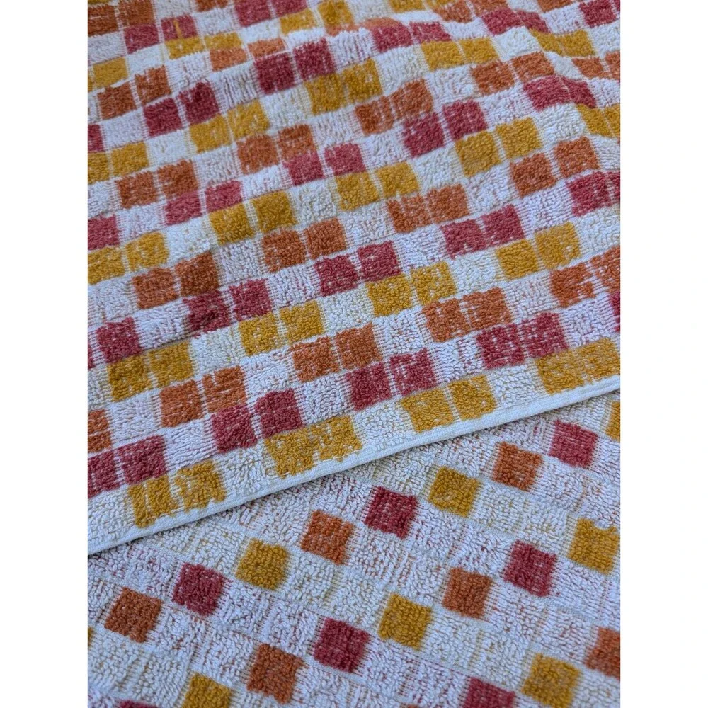 Vintage MCM 60s Hand Towels (2) Retro Red Orange Yellow Kitchen Bathroom 26x15.5